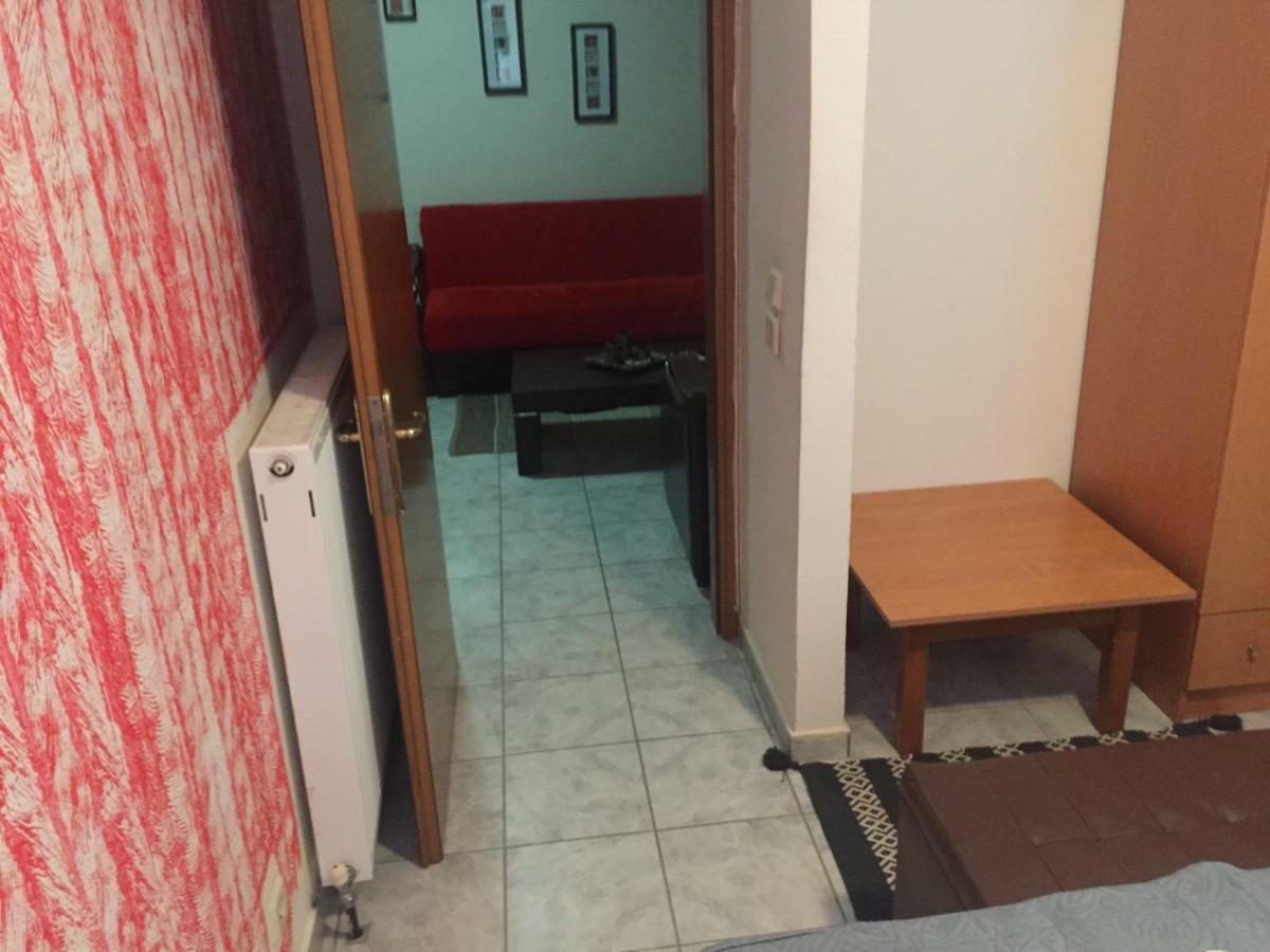 Tycherón Hotel Loga מראה חיצוני תמונה